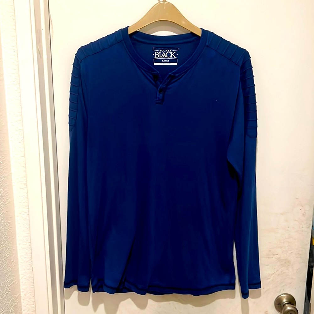 🔥3/4 BUTTON NAVY RIBBED SHOULDERS ATHLETIC FIT L/S SHIRT BKE BUCKLE